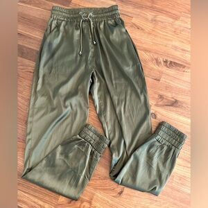 NWOT Meshki women’s joggers , olive / army green